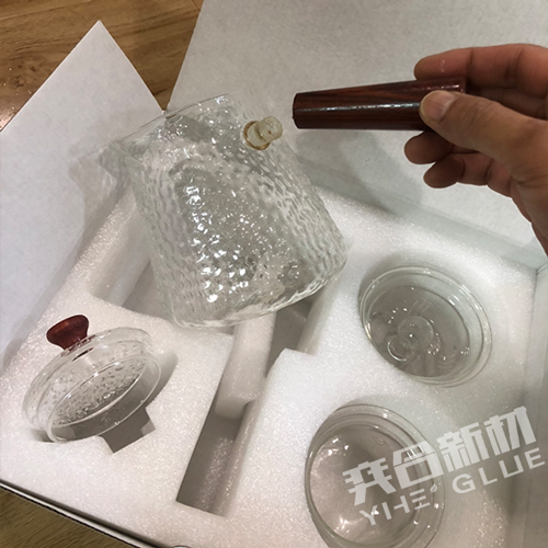 玻璃粘木材胶水