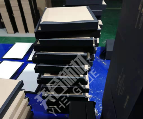 塑料金属多用胶水