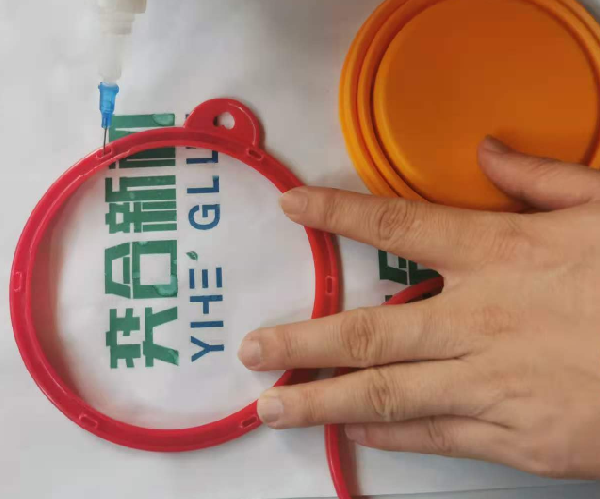 速干不发硬软PVC胶水 撕裂材质不脱胶的奕合pvc塑料瞬间胶