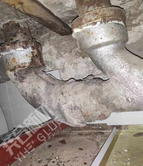铸铁管道修补剂 耐高温金属修补剂轻松修补铸铁管道裂缝砂眼问题-奕合胶水