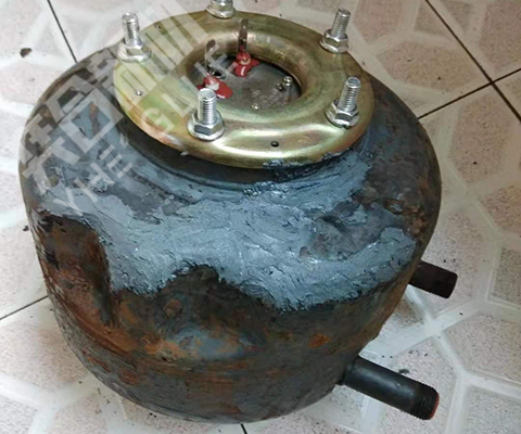 小厨宝内胆漏了用什么胶水补？奕合金属修补剂自己动手就能修复的修补胶