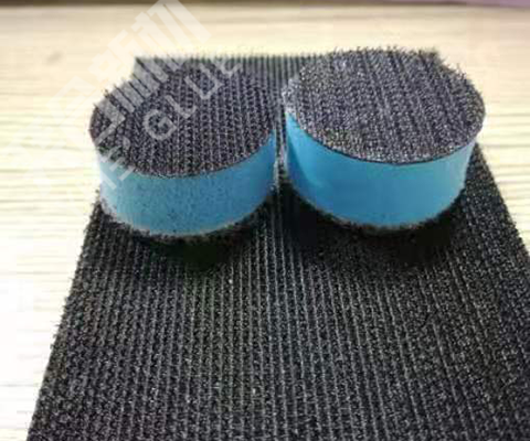 pva海绵抛光砂轮用什么胶水粘的？用奕合牌耐高温的PP塑料胶水解决粘接难题