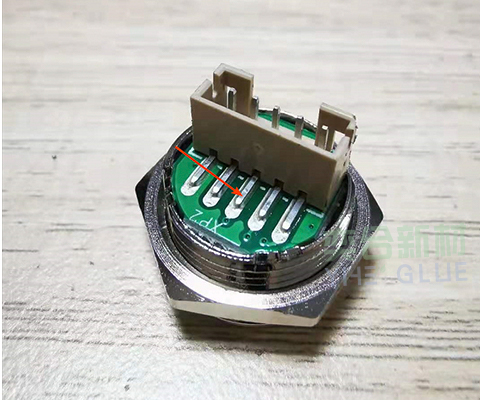 金属与PCB粘接电子行业应用广泛金属强力焊接AB胶水推荐使用