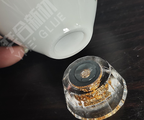陶瓷粘玻璃用什么胶水