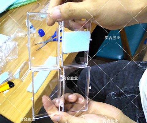 PC塑料粘海绵什么胶水软性不发硬，奕合胶水厂家为您提供